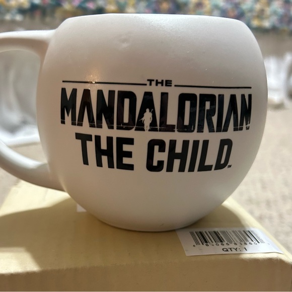 Disney Mandalorian Cup - Picture 2 of 3